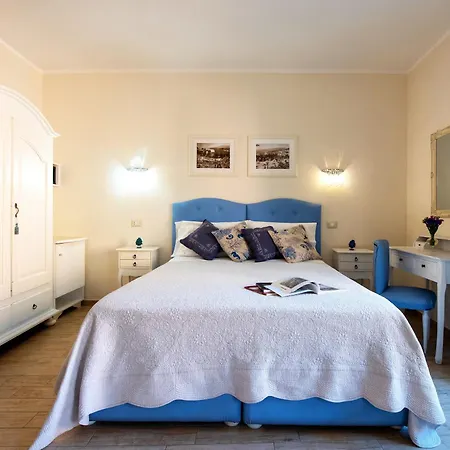 Valentina Guest house *