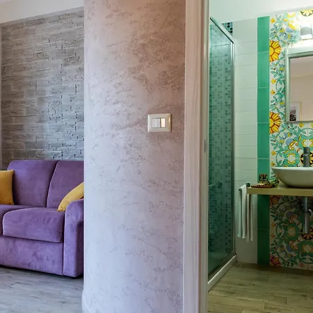 Valentina Guest house *